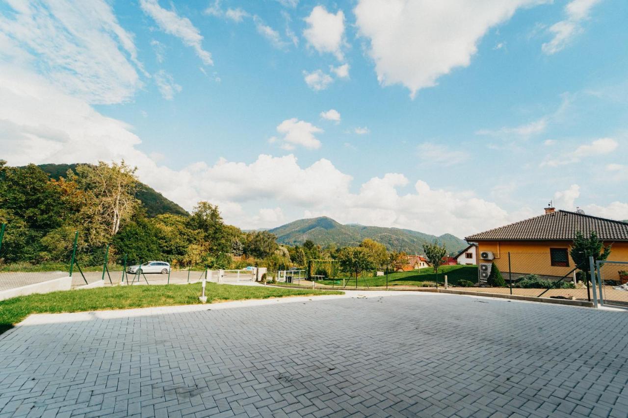Apartman Na Palouku Povrly Exterior foto
